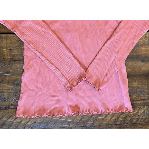 Sundance Ribbed Mock Neck Long Sleeve Top Size Large Ruffle Hem Stretch Coral - Picture 3 of 7